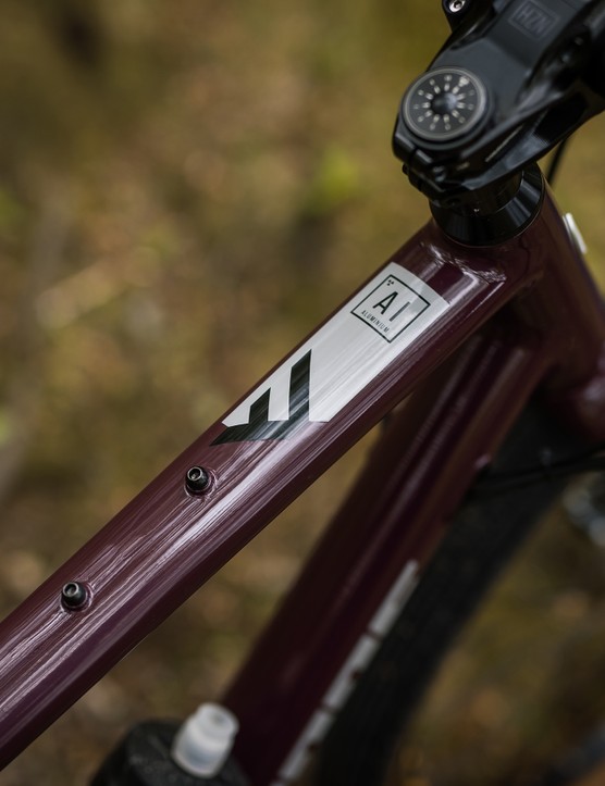 Nukeproof-Digger-top-tube-mounts Top tube mounts on Nukeproof Digger